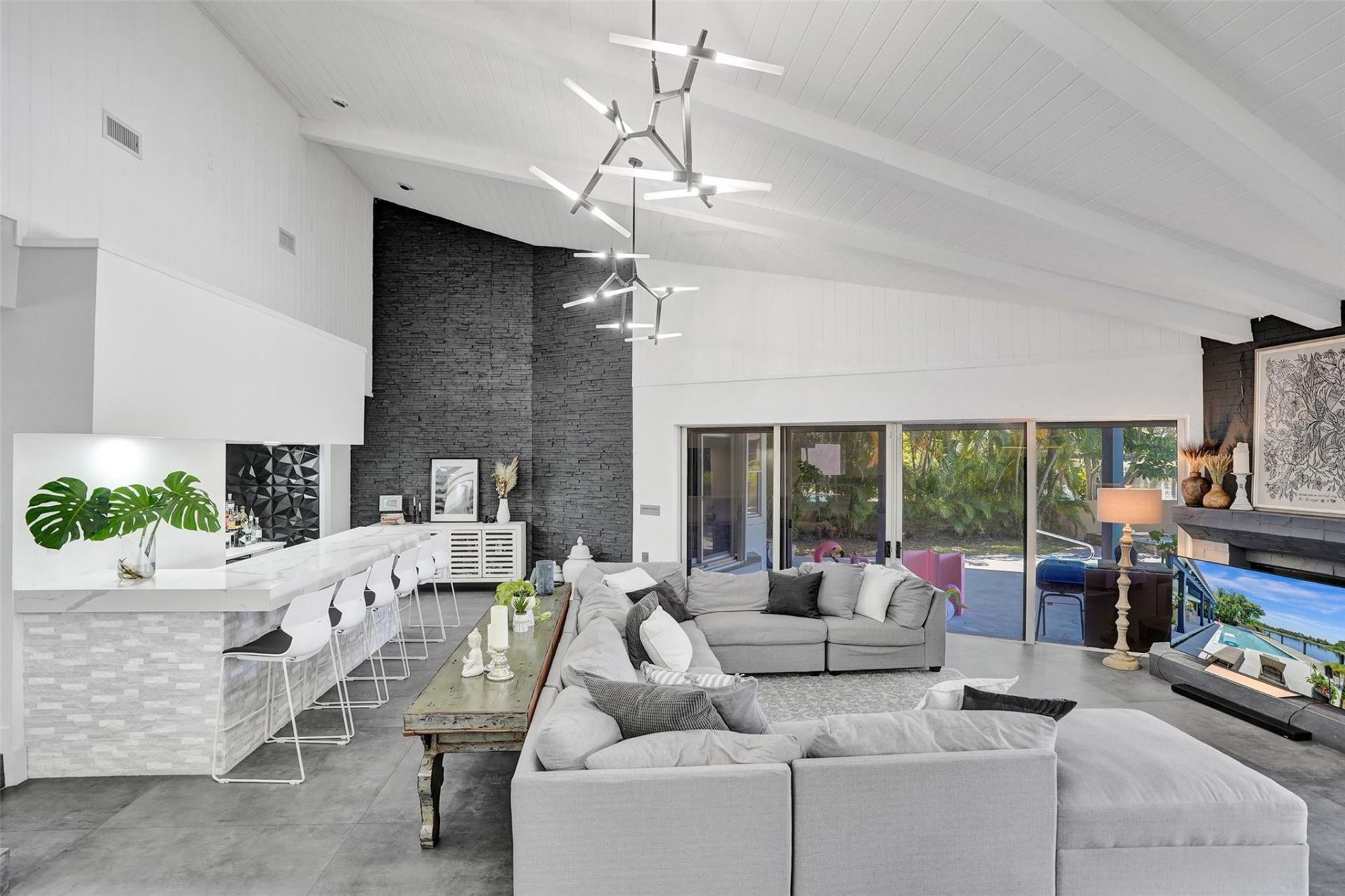 349 Jacaranda Drive, Plantation, FL 33324 Photo