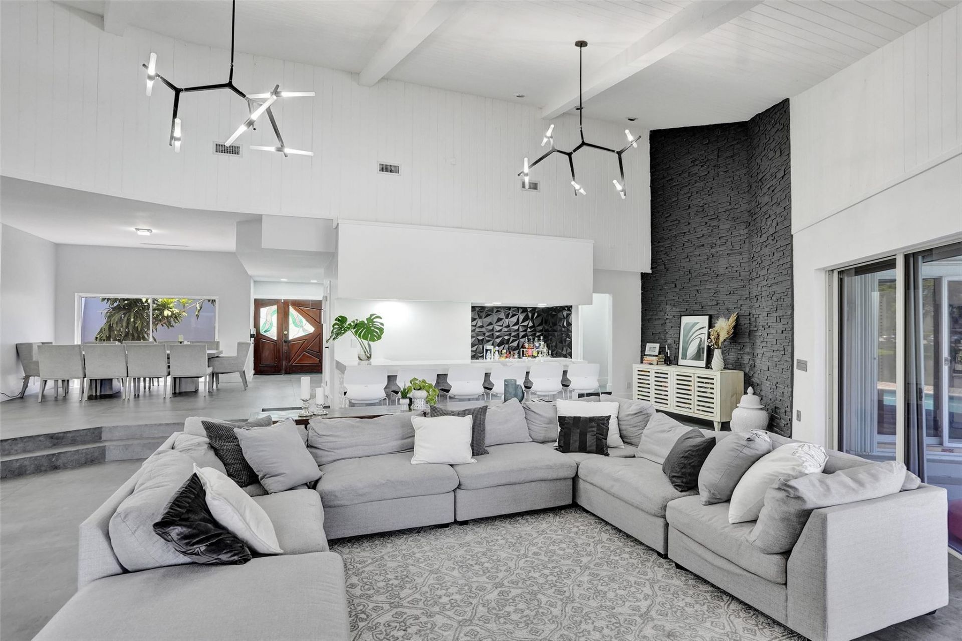 349 Jacaranda Drive, Plantation, FL 33324 Photo