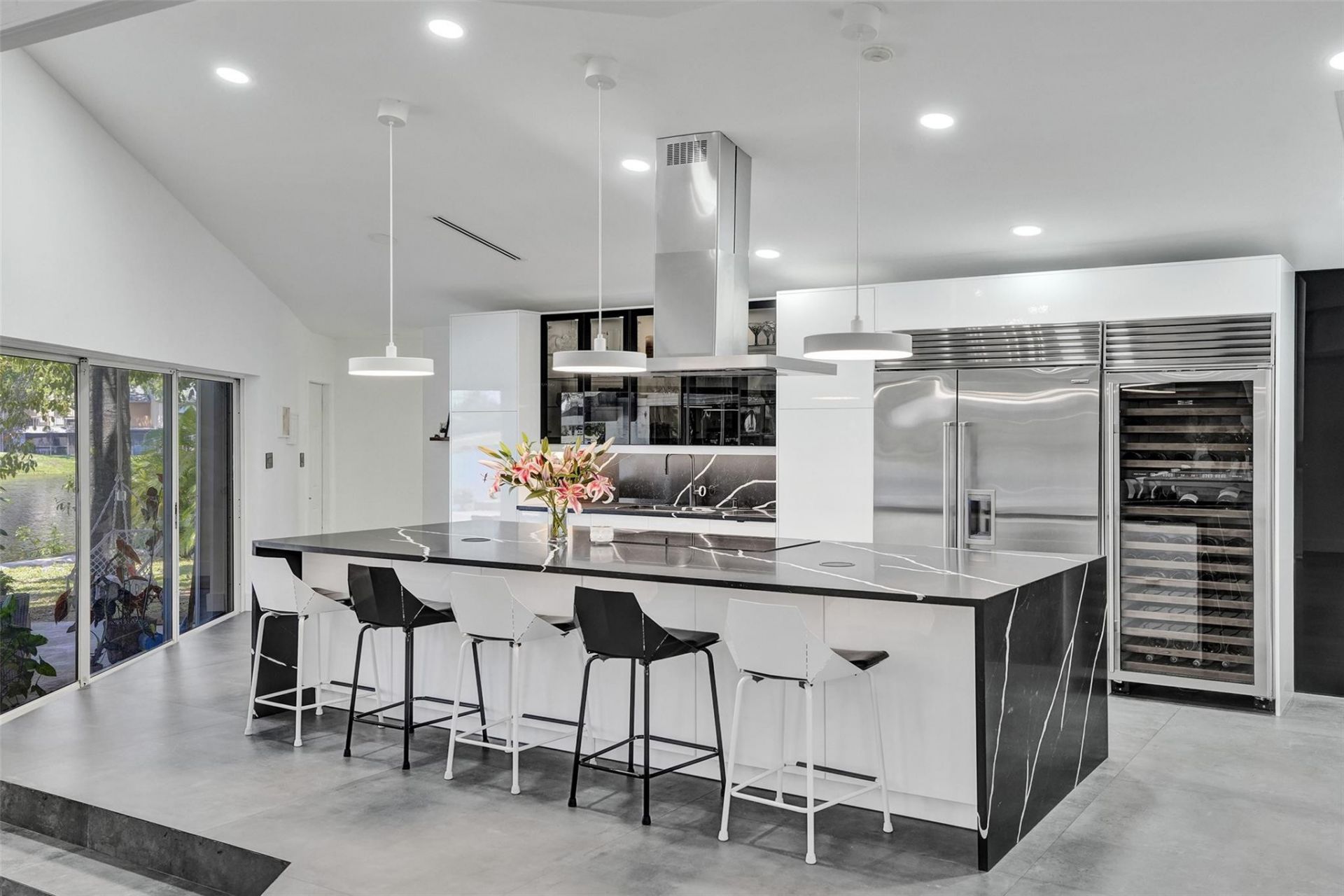 349 Jacaranda Drive, Plantation, FL 33324 Photo