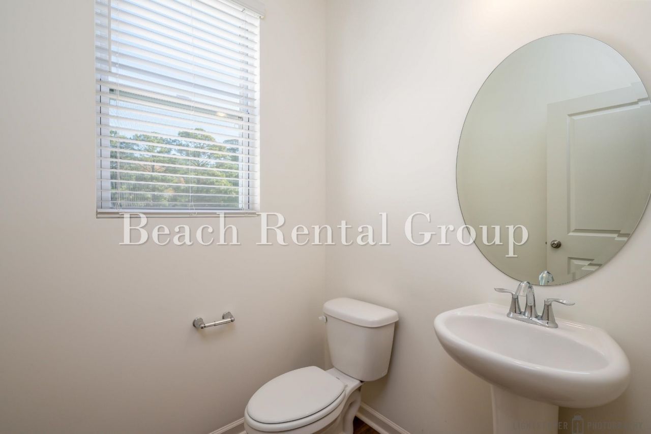 209 Banbury Ln.  Photo 10