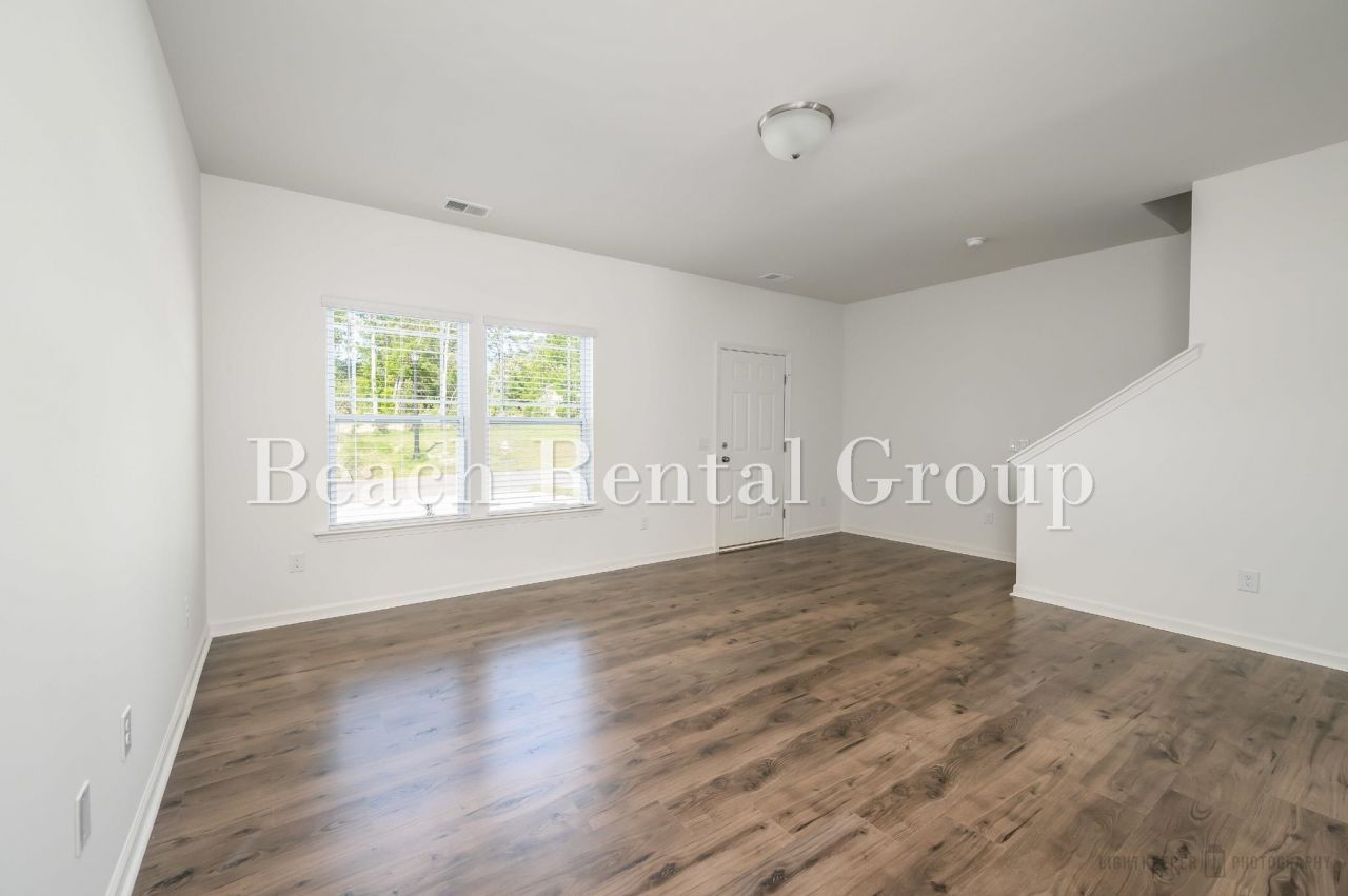 209 Banbury Ln.  Photo 13