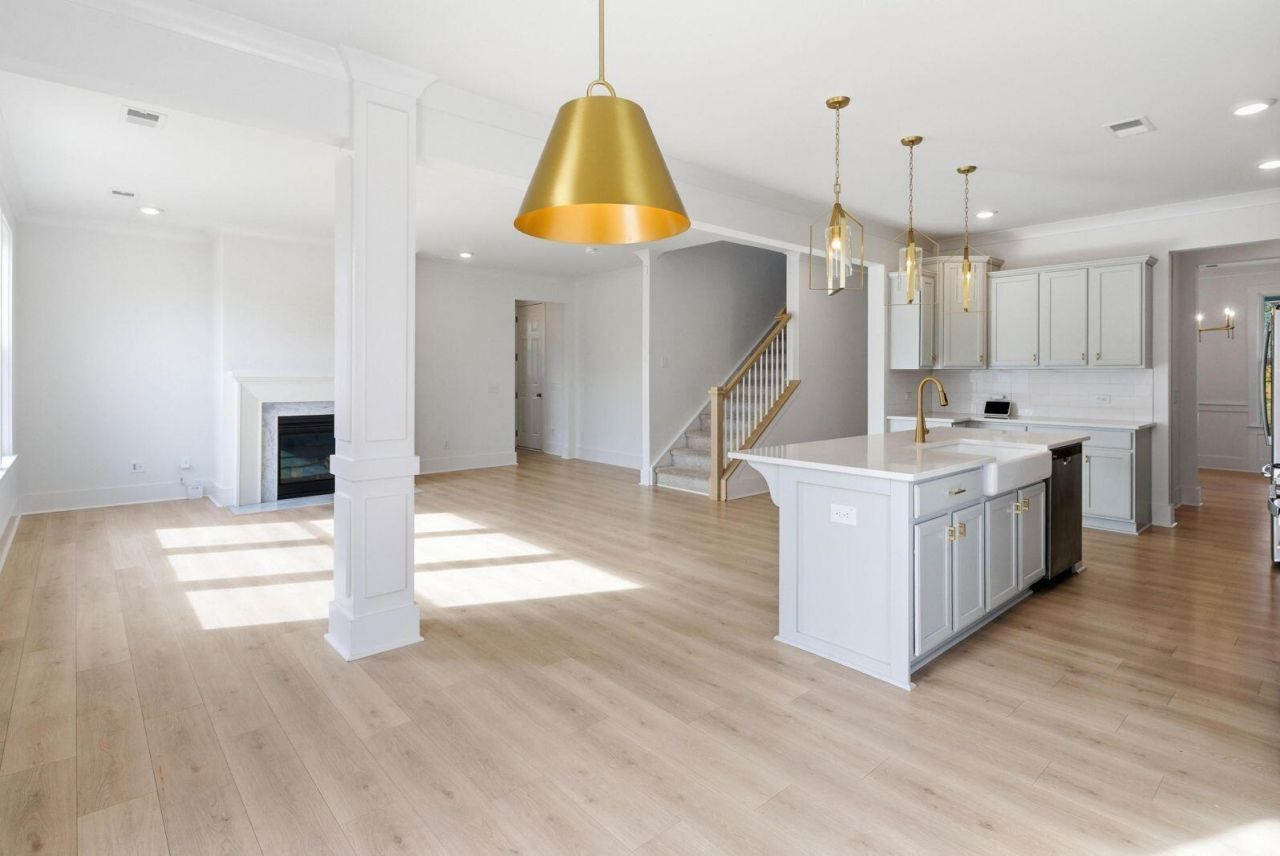 1008 Field Sparrow Drive Photo 12