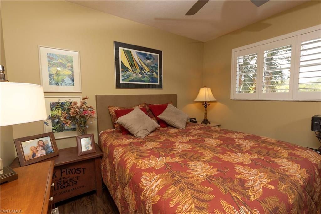 37 High Point Cir E, Unit 209, Naples, FL 34103 Photo