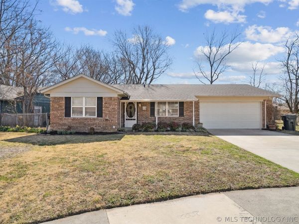 1117 W 16th Street, Claremore, OK 74017
