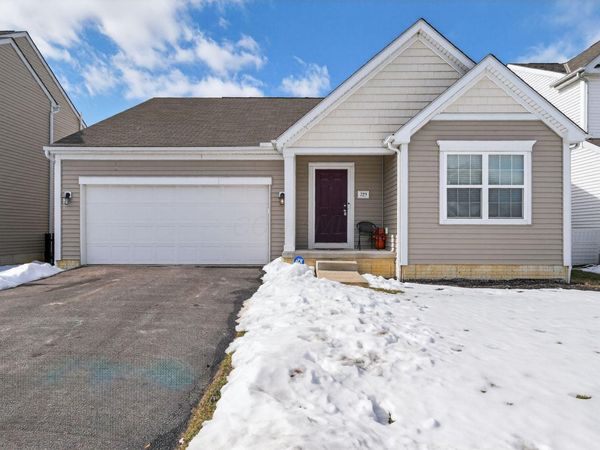 725 Flowering Cherry Court, Blacklick, OH 43004