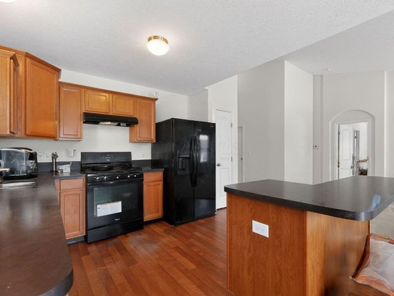 725 Flowering Cherry Court, Blacklick, OH 43004 Photo 16