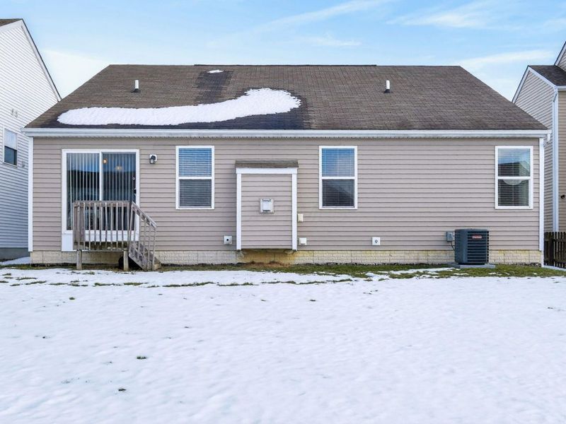 725 Flowering Cherry Court, Blacklick, OH 43004 Photo 4