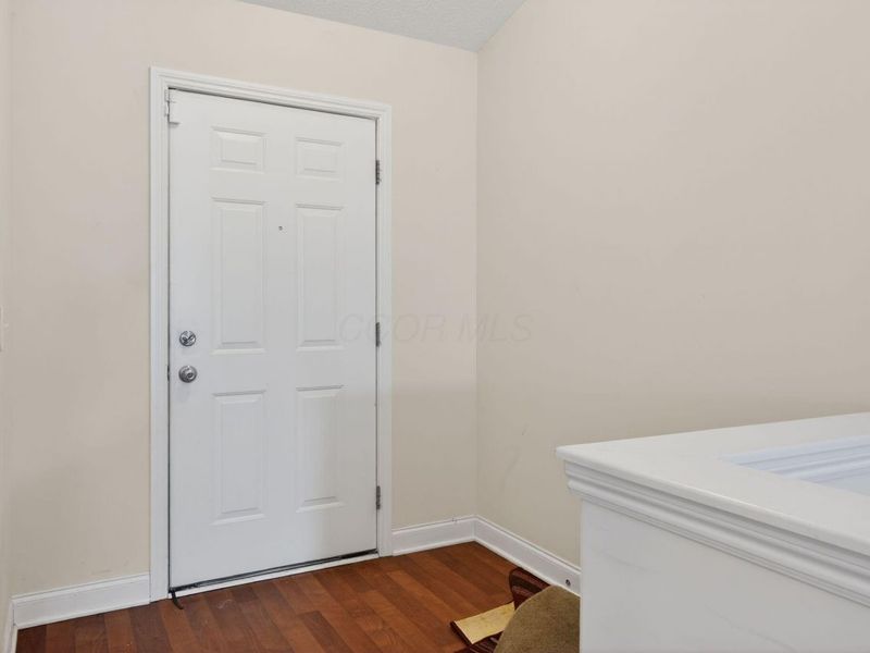 725 Flowering Cherry Court, Blacklick, OH 43004 Photo 9