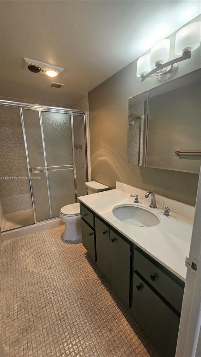 1980 S Ocean Dr, Unit 22G, Hallandale Beach, FL 33009 Photo