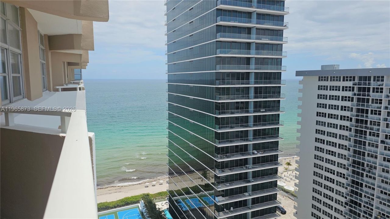 1980 S Ocean Dr, Unit 22G, Hallandale Beach, FL 33009 Photo