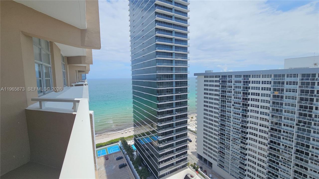 1980 S Ocean Dr, Unit 22G, Hallandale Beach, FL 33009 Photo