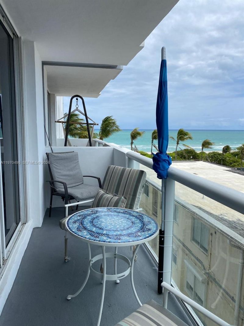 9195 Collins Ave , Unit 406, Surfside, FL 33154 Photo