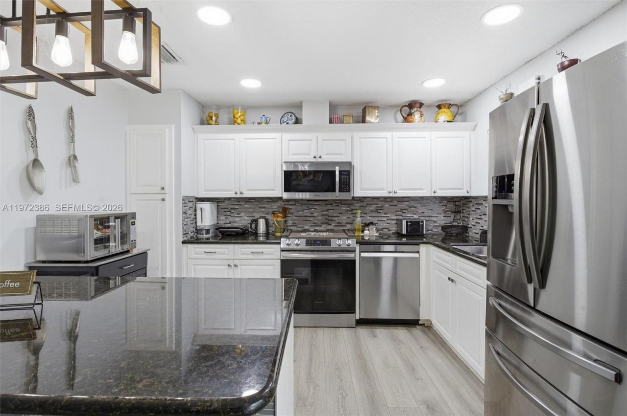 431 S Old Hiatus Rd, Plantation, FL 33325 Photo