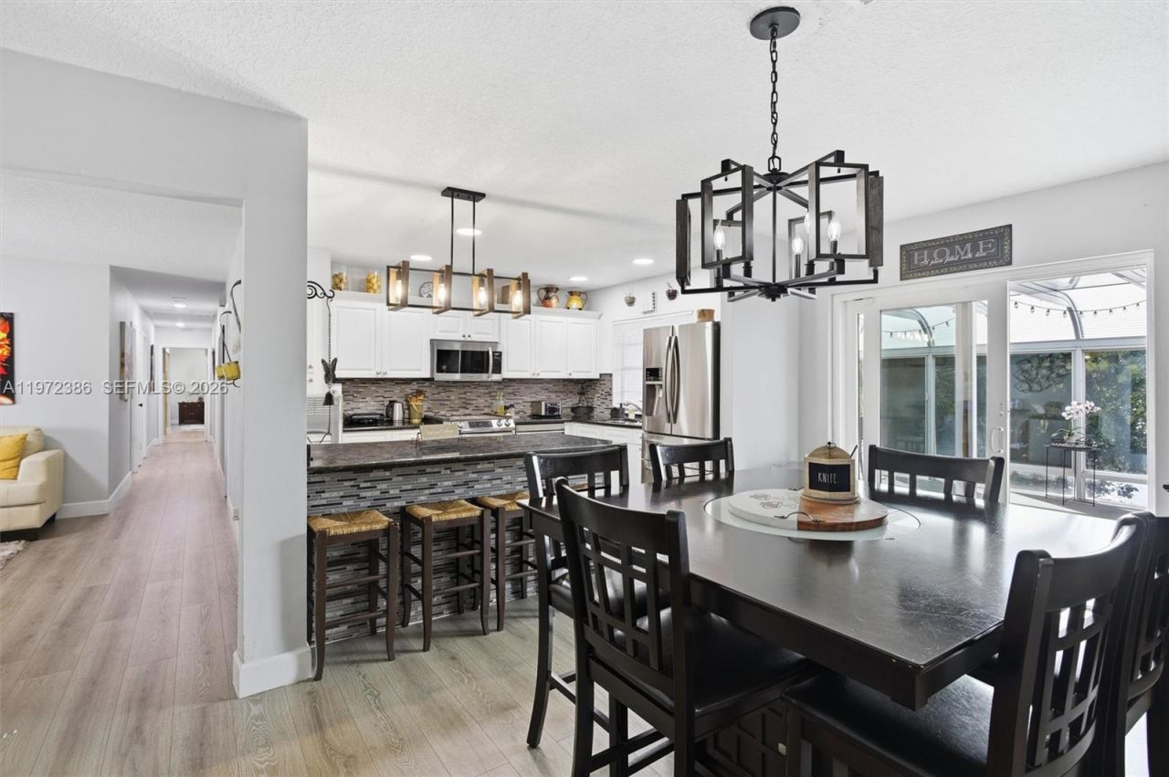 431 S Old Hiatus Rd, Plantation, FL 33325 Photo