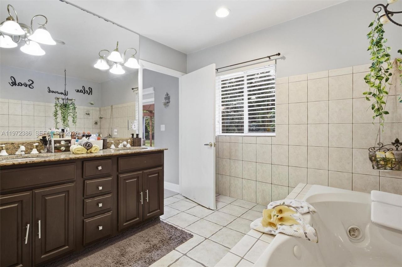 431 S Old Hiatus Rd, Plantation, FL 33325 Photo