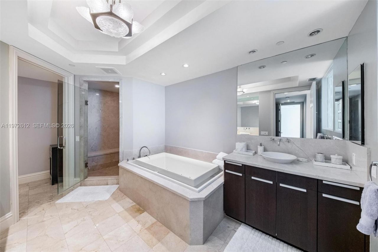 10295 Collins Ave, Unit 1502, Bal Harbour, FL 33154 Photo