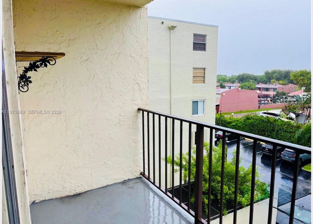 14250 SW 62nd St, Unit 424, Miami, FL 33183 Photo