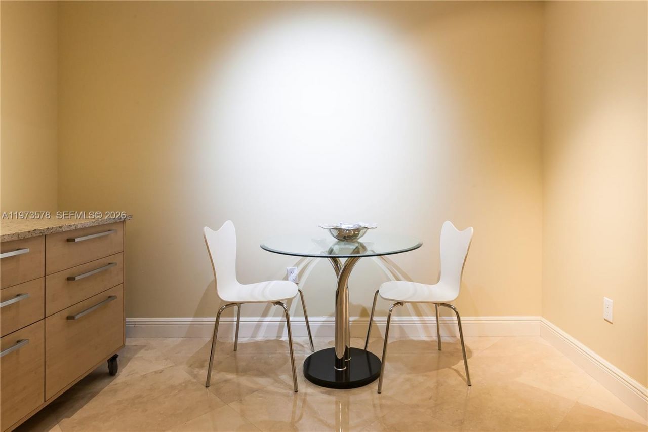 1800 S Ocean Dr, Unit 3803, Hallandale Beach, FL 33009 Photo