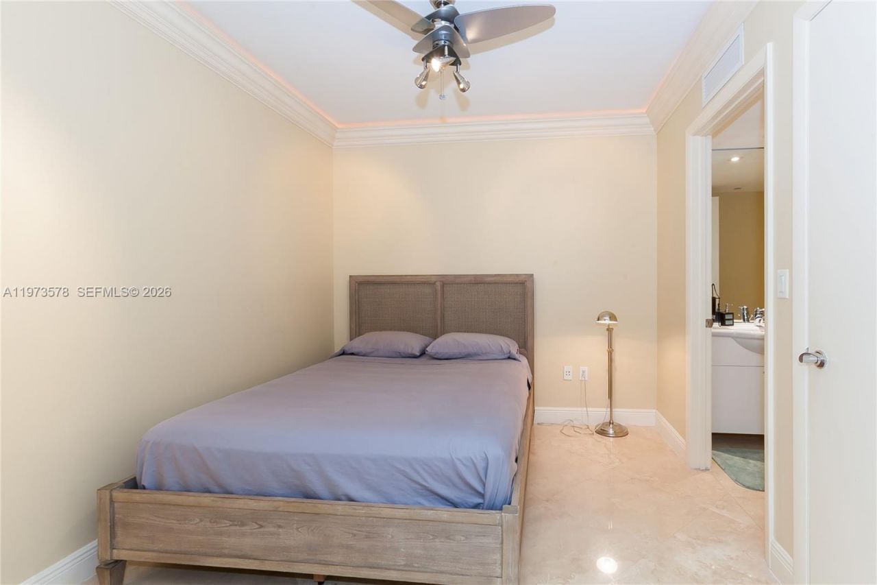 1800 S Ocean Dr, Unit 3803, Hallandale Beach, FL 33009 Photo
