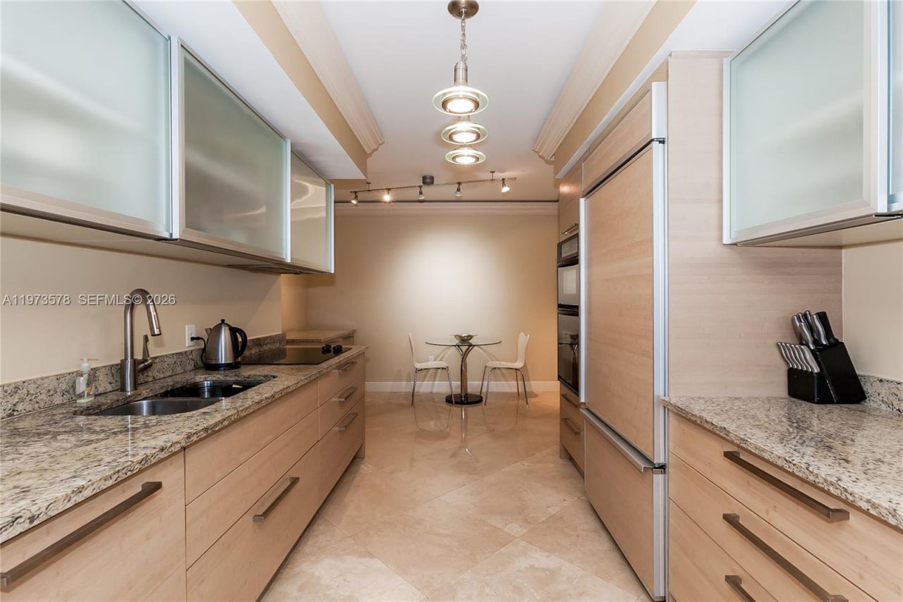 1800 S Ocean Dr, Unit 3803, Hallandale Beach, FL 33009 Photo