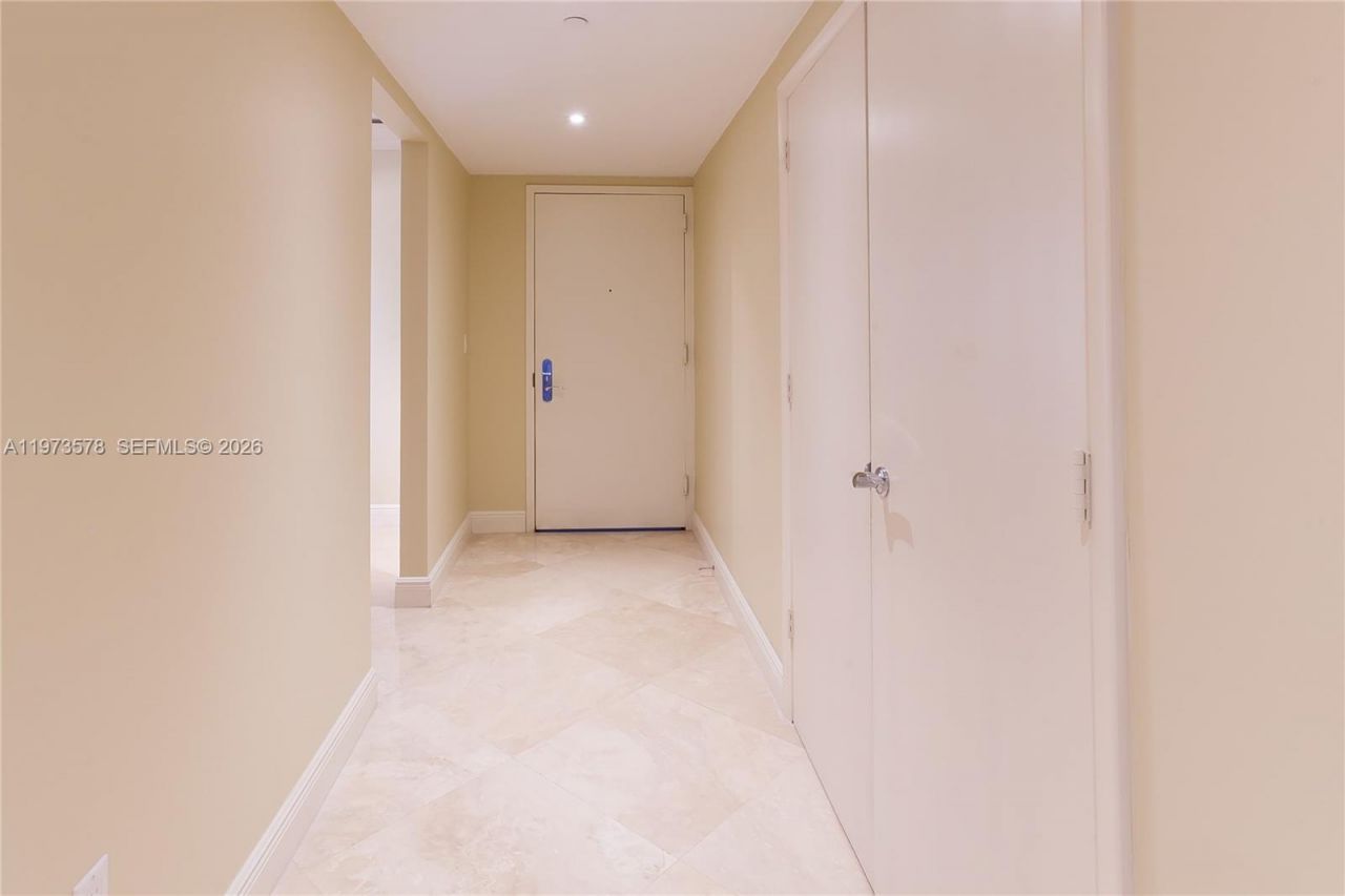 1800 S Ocean Dr, Unit 3803, Hallandale Beach, FL 33009 Photo