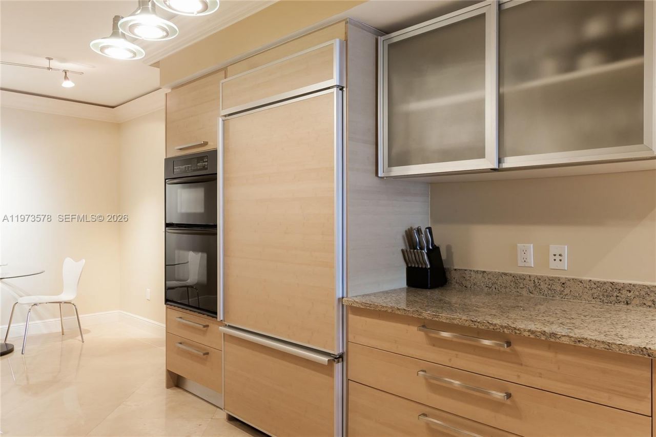 1800 S Ocean Dr, Unit 3803, Hallandale Beach, FL 33009 Photo