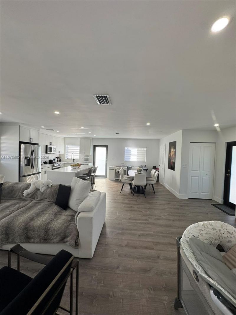 12534 SW 27th St , Miami, FL 33175 Photo