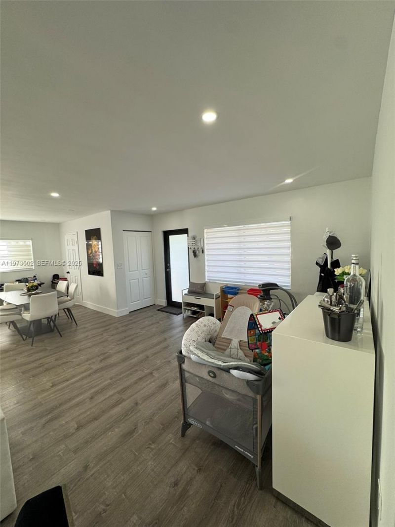 12534 SW 27th St , Miami, FL 33175 Photo