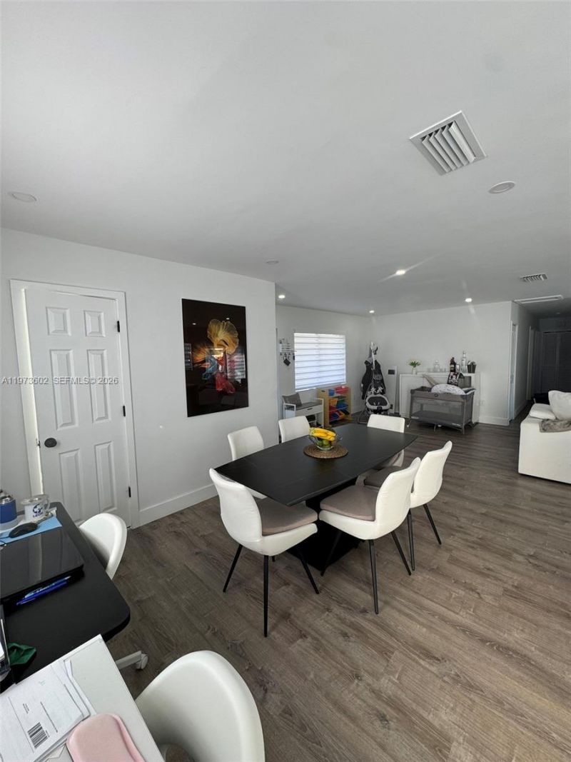 12534 SW 27th St , Miami, FL 33175 Photo