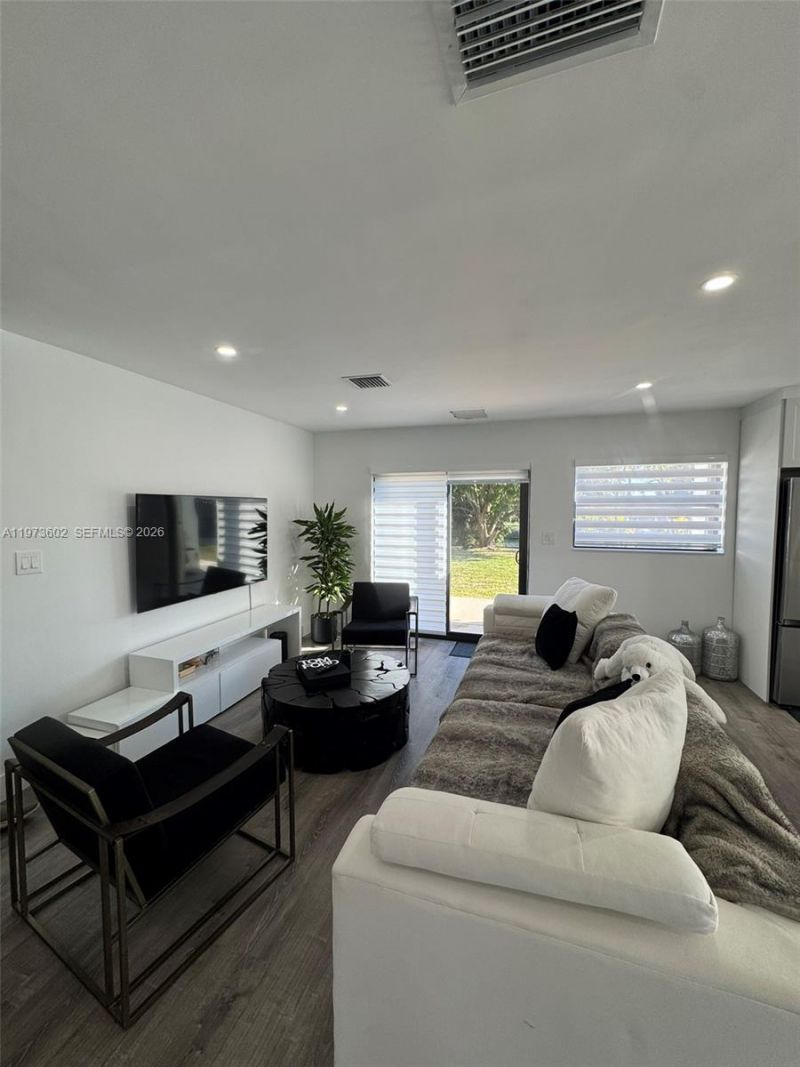 12534 SW 27th St , Miami, FL 33175 Photo