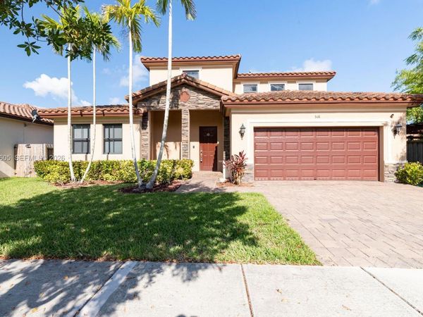 516 SE 35th Ter , Homestead, FL 33033
