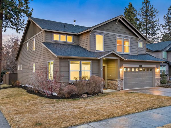 19744 SW Aspen Ridge Drive, Bend, OR 97702