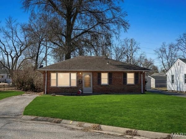 11006 Saint Nicholas Court , St Ann, MO 63074