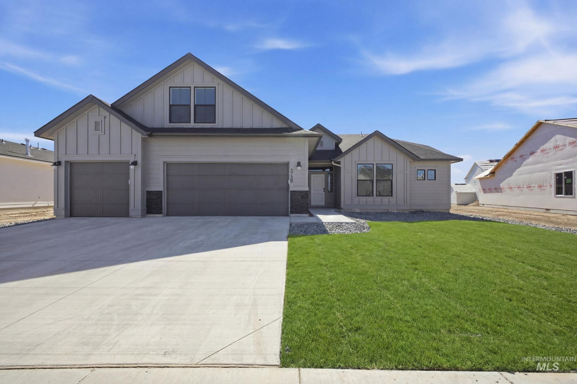 3739 W Piscina Dr, Meridian, ID 83642 Main Photo