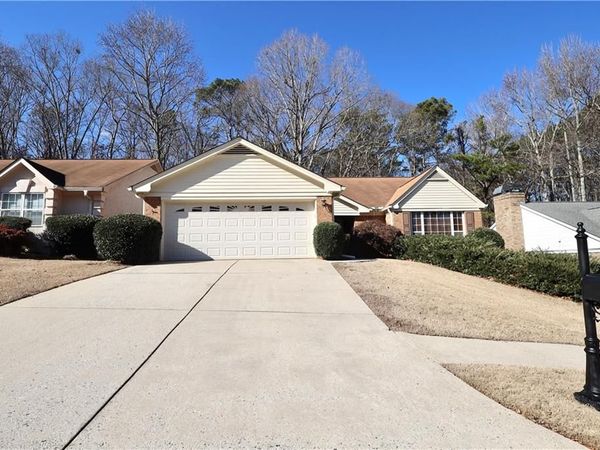150 Stratford Way, Fayetteville, GA 30214
