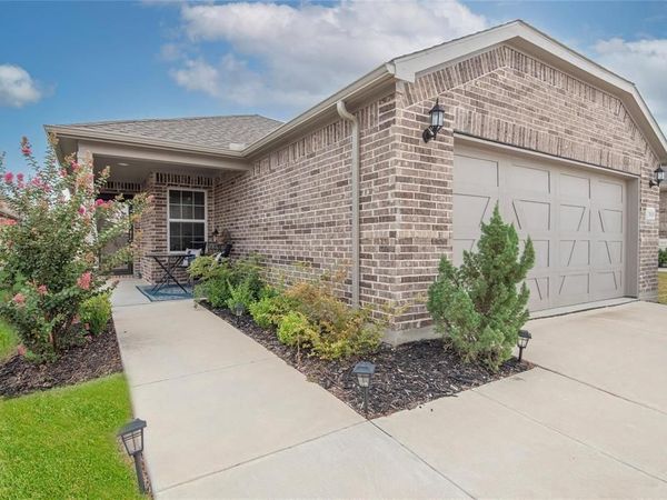 7633 Rampart Drive, Little Elm, TX 76227