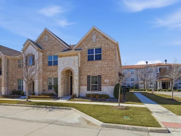 2714 Shelby Drive, Lewisville, TX 75067