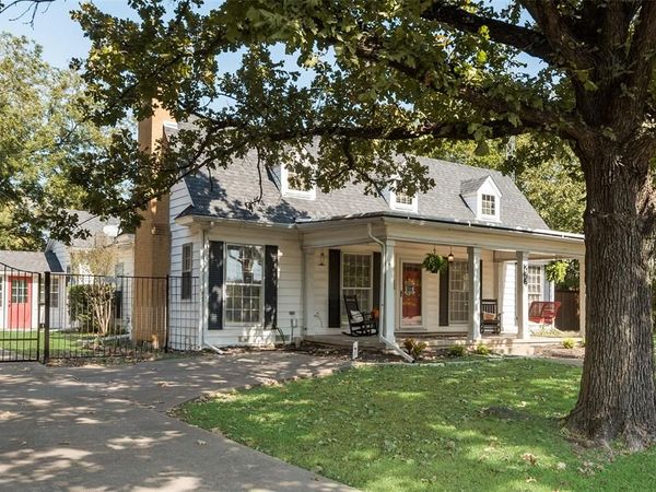 233 E High Street, Wills Point, TX 75169