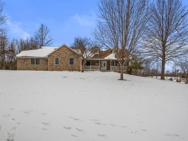 5210 Hammer Place , Decatur, IL 62521