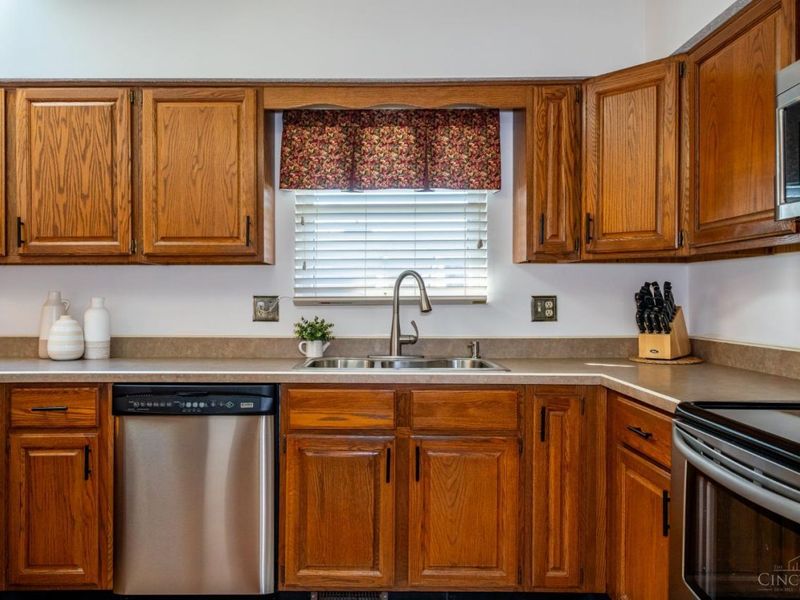 612 Applehill Drive, West Carrollton, OH 45449 Photo 10