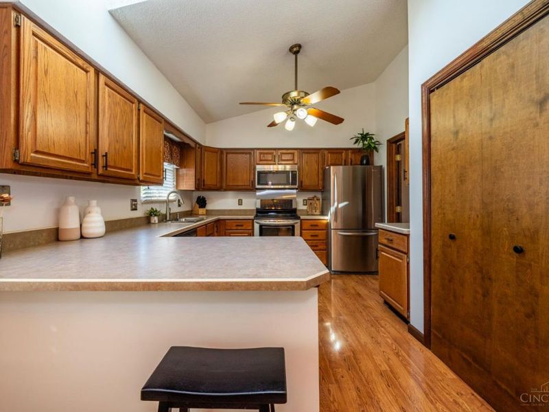 612 Applehill Drive, West Carrollton, OH 45449 Photo 9