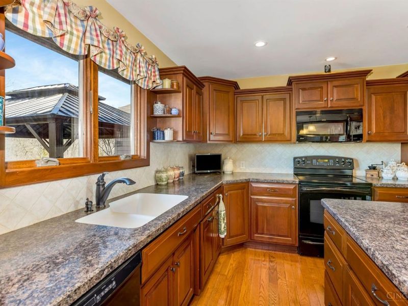 1634 Hine Road, Ross Twp, OH 45013 Photo 14