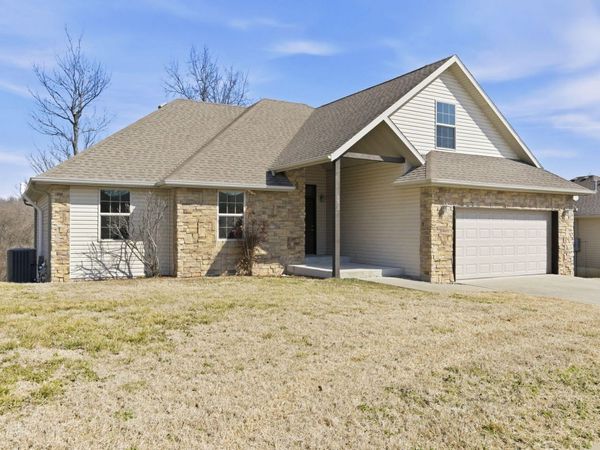 4853 Silo Hills Drive , Springfield, MO 65802