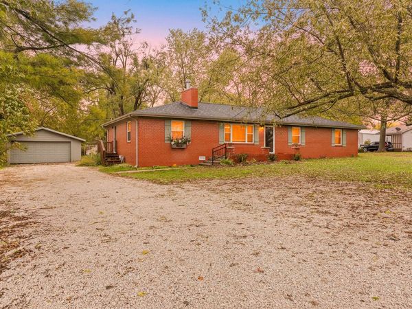 4230 N Farm Road 159, Springfield, MO 65803