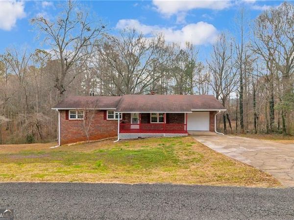 32 Cox Road SE, Cartersville, GA 30121