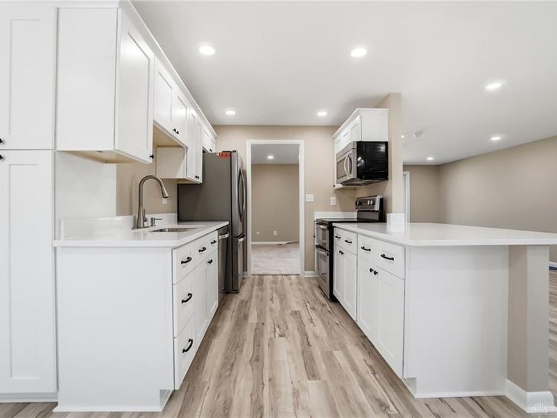 5324 Glendon Lane, Dayton, OH 45440 Photo 12