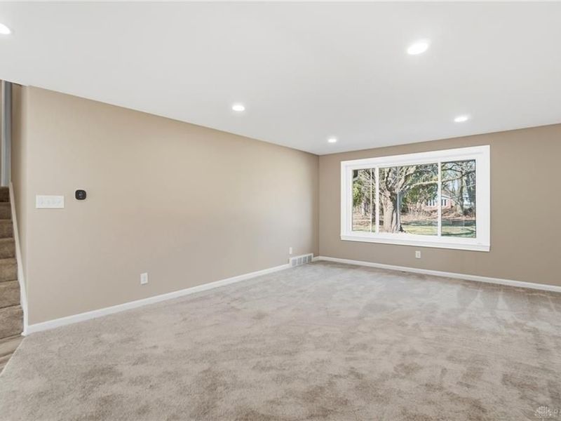 5324 Glendon Lane, Dayton, OH 45440 Photo 8