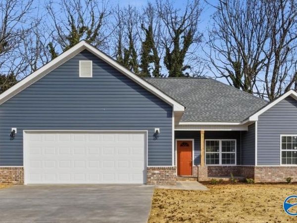 1702 Lydia Drive NW, Huntsville, AL 35816