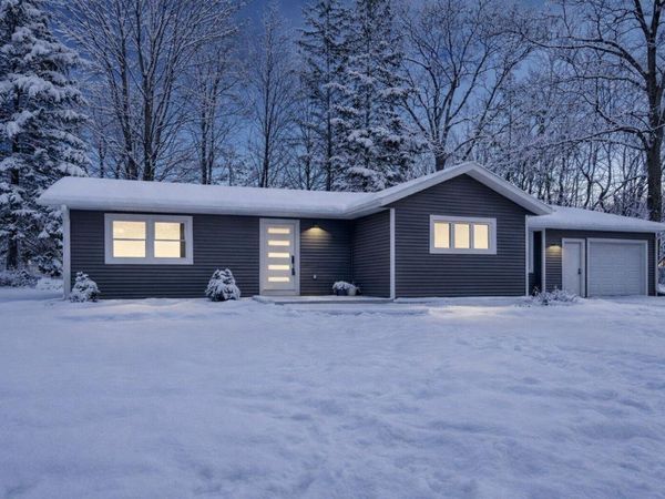 10985 E Cd Avenue, Richland, MI 49083