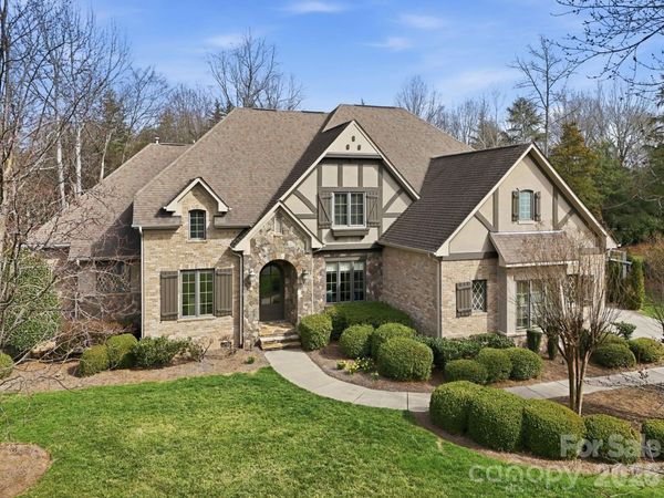 213 Glenmoor Drive, Waxhaw, NC 28173